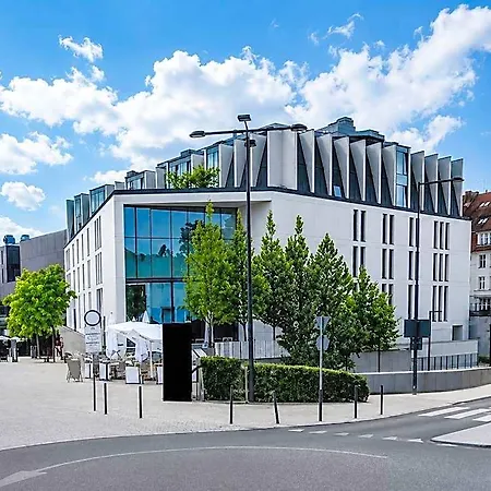 Molo Otel